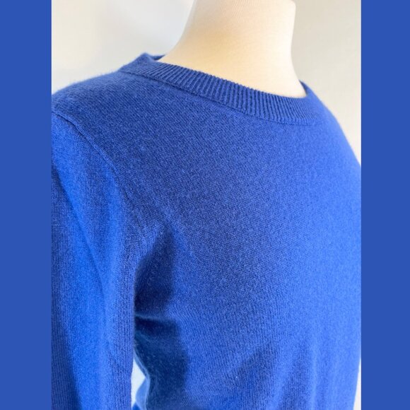 J.Crew Italian Cashmere Crewneck Royal Blue 3/4 Sleeve Sweater - size M - Picture 3 of 11